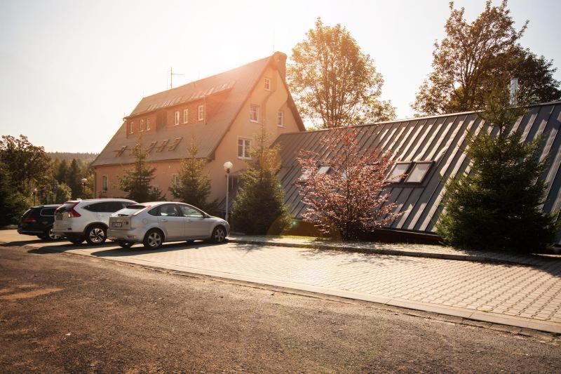 Penzion Avionika Kovářská Exterior foto